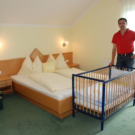 Gaestehaus Groeblacher Köstenberg Extérieur photo